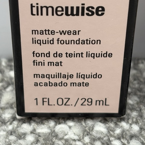 Mary Kay Timewise Foundation Matte Wear New In Box Combination To Oily Ivory 5 - Picture 4 of 8